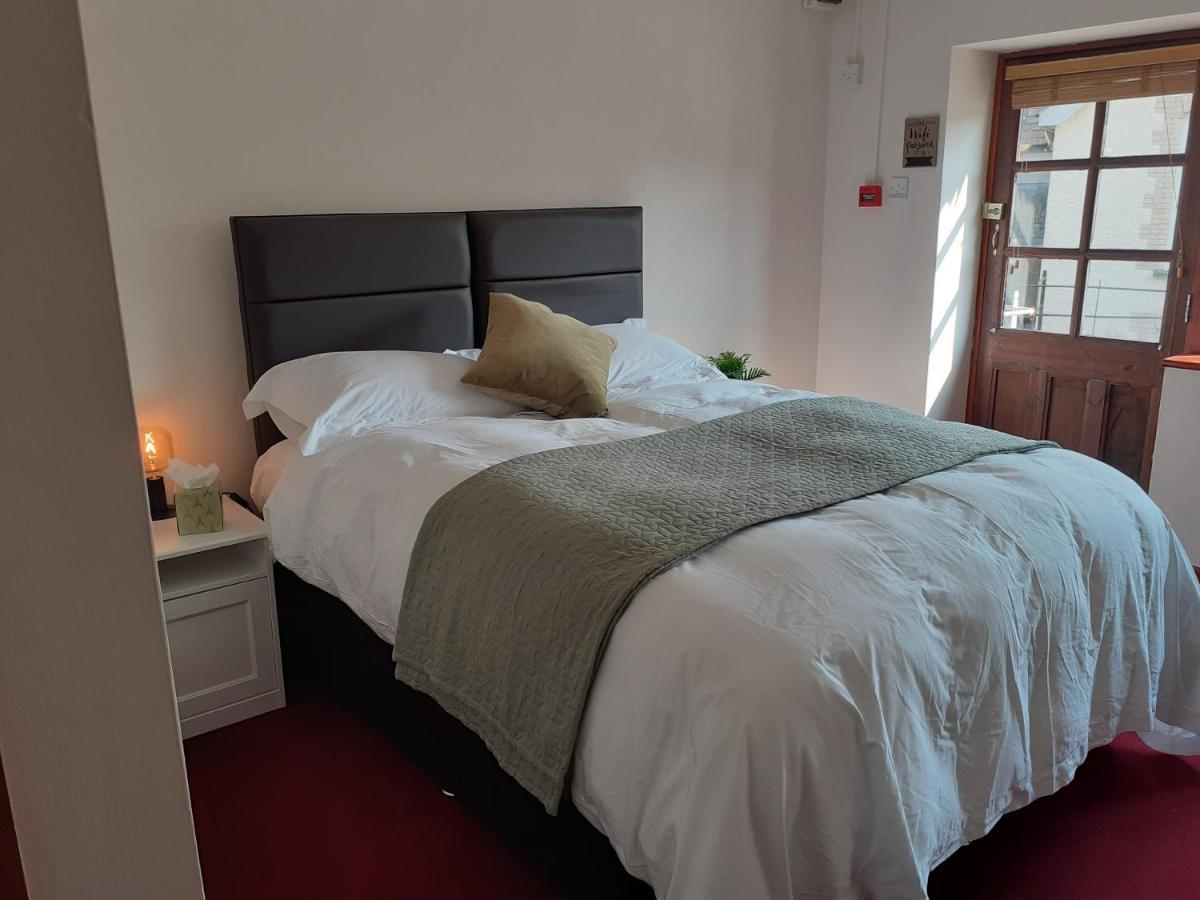 The Ivy Barn Holbeton Hotel Luaran gambar