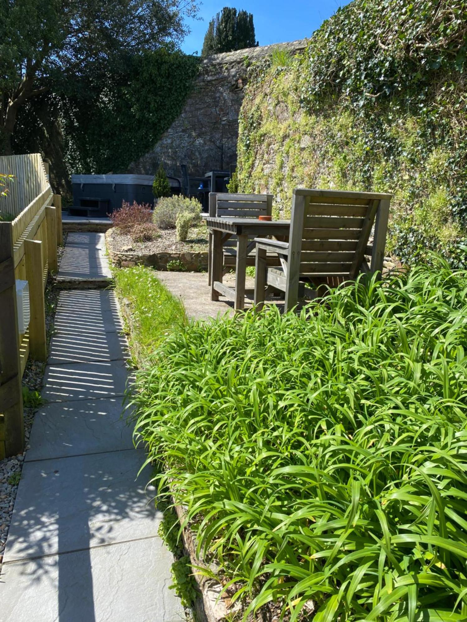 The Ivy Barn Holbeton Hotel Luaran gambar